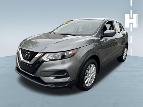 Used 2022 Nissan Rogue Sport S FWD image 3