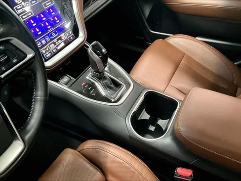 Used 2022 Subaru Outback Touring image 15