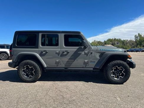 Used 2022 Jeep Wrangler Unlimited Rubicon 4xe w/ Cold Weather Group AWD/4WD image 7