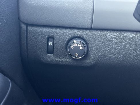 Used 2021 Chevrolet Colorado W/T w/ Custom Special Edition image 15