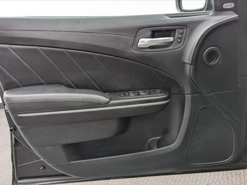 Used 2022 Dodge Charger SXT w/ Plus Group image 13