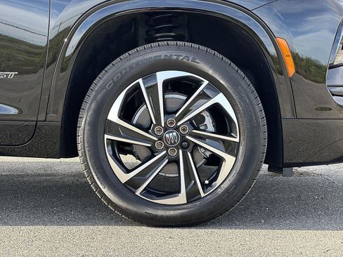 New 2026 Buick Enclave Sport Touring w/ Power Package FWD image 31