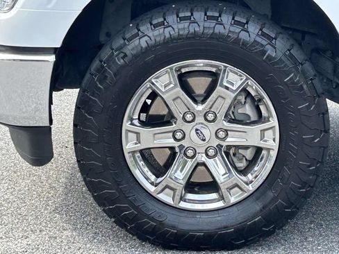 Used 2023 Ford F150 Lariat AWD/4WD image 10