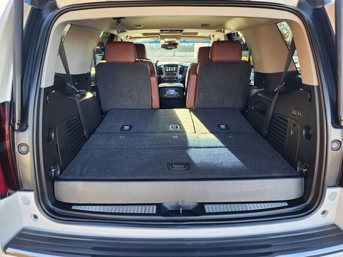 Used 2019 Chevrolet Tahoe Premier w/ Premier Plus Edition image 17