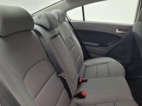 Used 2018 Kia Forte LX w/ LX Popular Package image 19