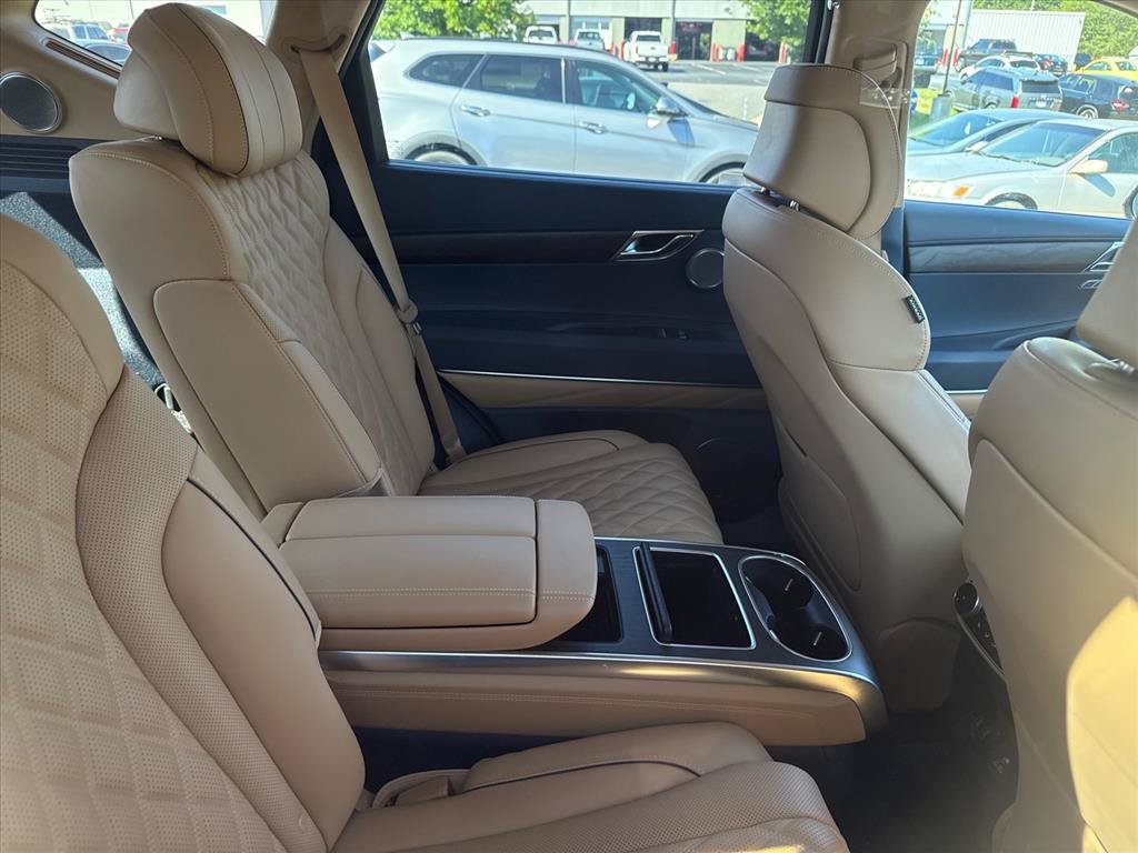 Used 2024 Genesis GV80 3.5T Prestige Signature AWD/4WD image 4