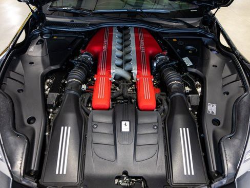 Used 2015 Ferrari F12 Berlinetta RWD image 27