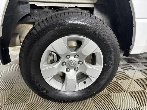 Used 2023 RAM 1500 Big Horn AWD/4WD image 34