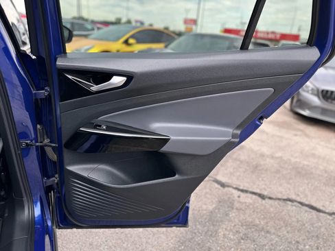 Used 2021 Volkswagen ID.4 Pro S image 23