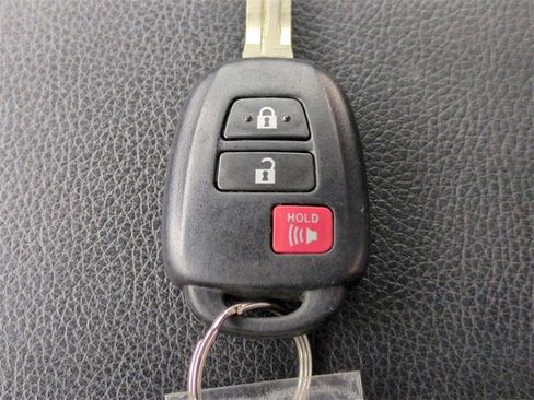 Used 2022 Toyota Tacoma SR5 image 26