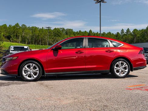 Used 2025 Honda Accord LX image 4