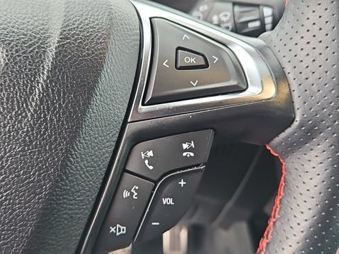 Certified 2024 Ford Edge ST-Line AWD/4WD image 14