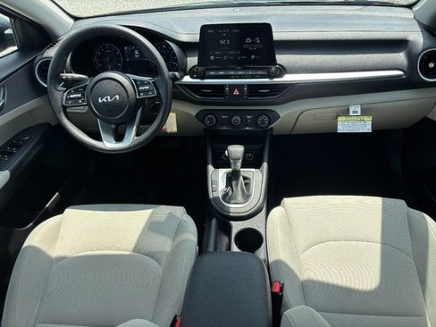 Used 2023 Kia Forte LXS w/ LXS Technology Package FWD image 15