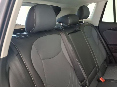 Used 2026 Volkswagen Tiguan SE w/ Panoramic Sunroof Package AWD/4WD image 20