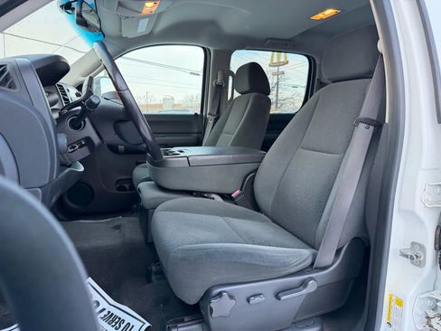 Used 2008 Chevrolet Silverado 3500 LT image 19