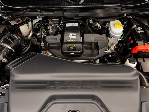 Used 2023 RAM 2500 Big Horn w/ Night Edition image 27