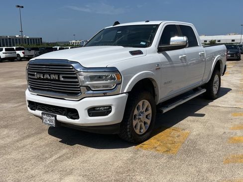 Used 2020 RAM 2500 Laramie AWD/4WD image 2
