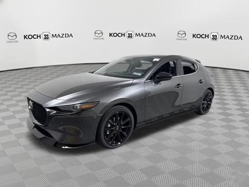 New 2026 MAZDA MAZDA3 Hatchback w/Premium Plus Pkg image 3