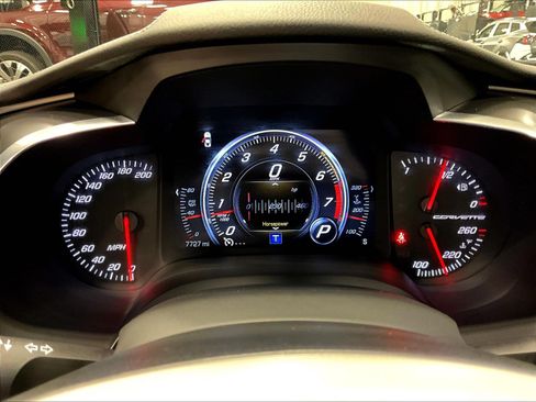 Used 2017 Chevrolet Corvette Stingray Coupe w/ 1LT RWD image 9