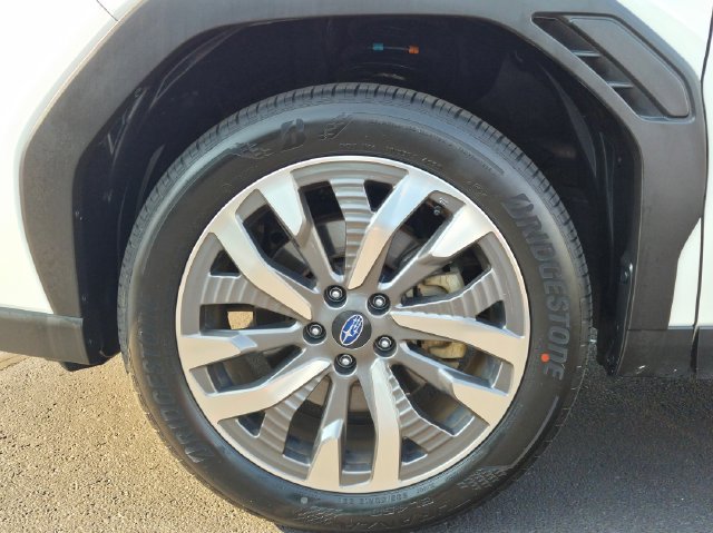 Used 2025 Subaru Forester Touring AWD/4WD image 9