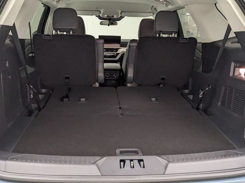 New 2026 Ford Explorer Active w/ Active Comfort Package AWD/4WD image 8