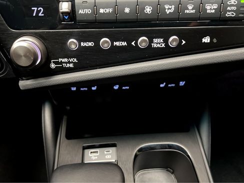 Certified 2023 Lexus ES 350 w/ Premium Package FWD image 17