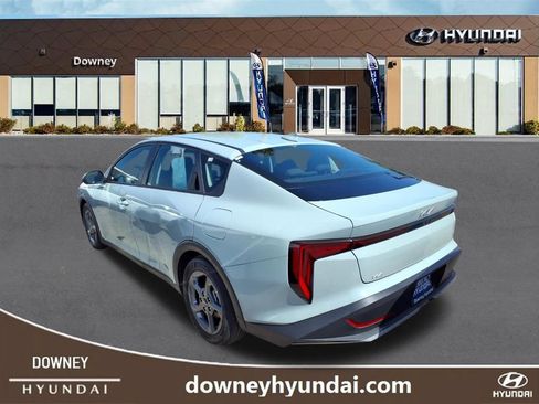 Used 2025 Kia K4 FWD image 5