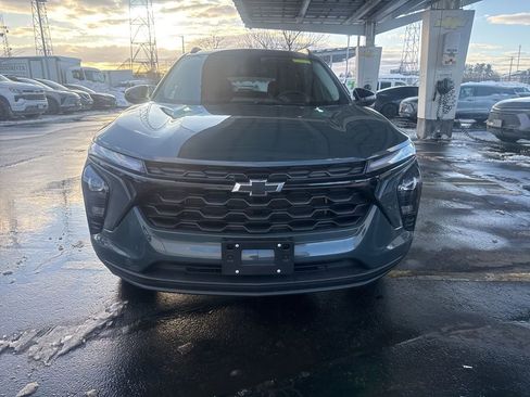 New 2026 Chevrolet Trax LT w/ Driver Confidence Package image 1