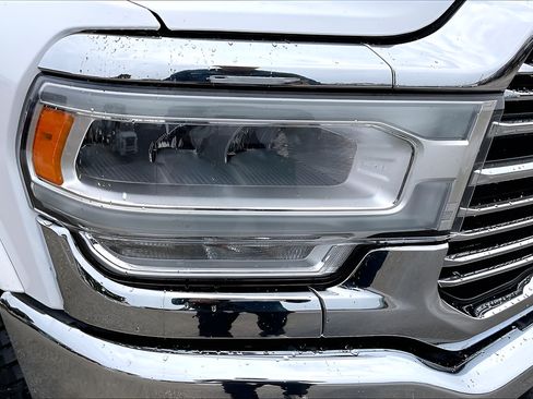 Used 2022 RAM 2500 Laramie AWD/4WD image 33