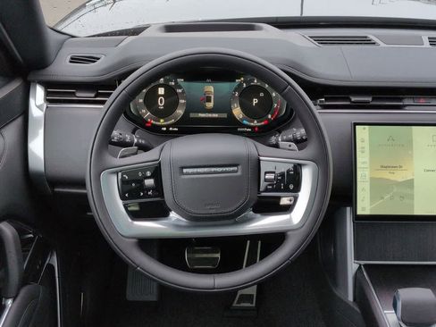 New 2026 Land Rover Range Rover Long Wheelbase SE AWD/4WD image 25