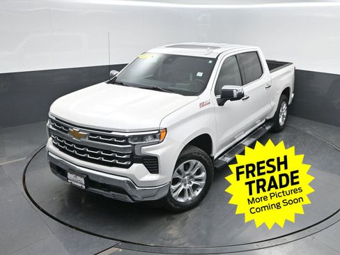 Used 2022 Chevrolet Silverado 1500 LTZ w/ LTZ Premium Package image 42