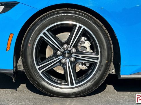 Used 2024 Ford Mustang Premium image 33