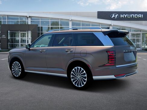 New 2026 Hyundai Palisade Calligraphy FWD image 4