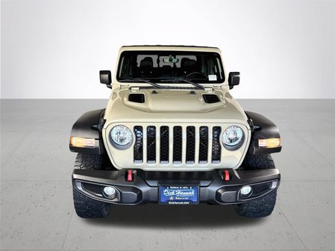 Used 2022 Jeep Gladiator Rubicon w/ Cold Weather Group AWD/4WD image 3