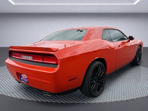 Used 2009 Dodge Challenger R/T RWD image 7