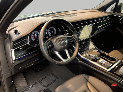 Used 2025 Audi Q7 2.0T Premium Plus w/ Premium Plus Package AWD/4WD image 17