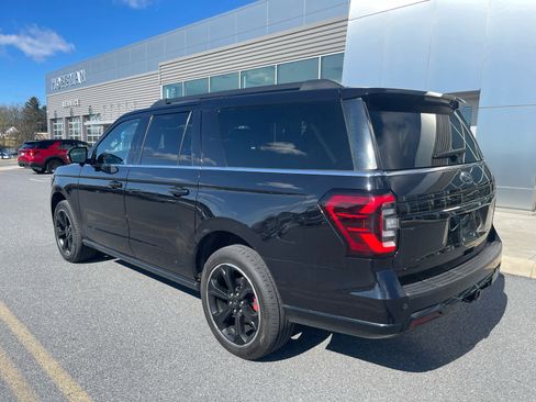 Used 2023 Ford Expedition Max Limited image 3