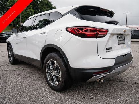 Used 2023 Chevrolet Blazer LT FWD image 5