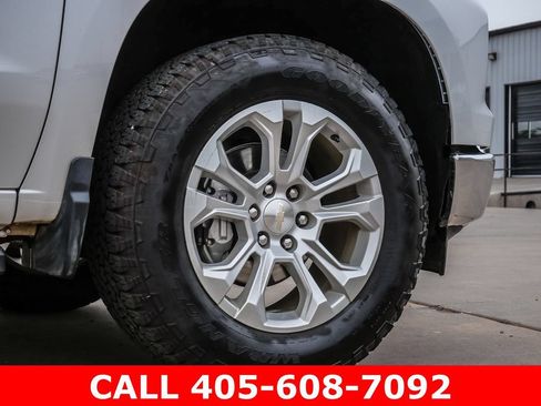 Used 2022 Chevrolet Silverado 1500 LTZ w/ LTZ Premium Package AWD/4WD image 9