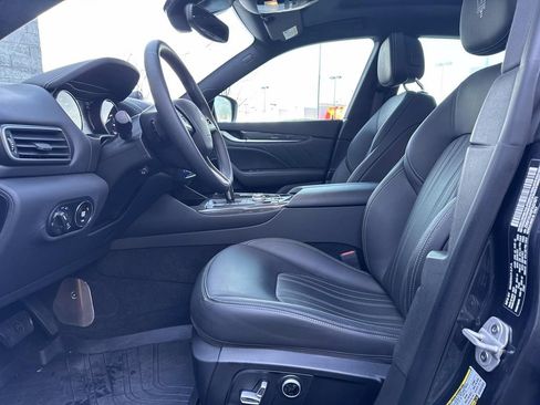 Used 2023 Maserati Levante GT image 17