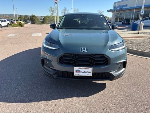 Certified 2025 Honda HR-V Sport image 2
