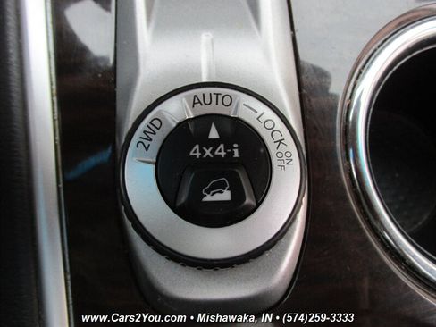 Used 2015 Nissan Pathfinder SL w/ SL Premium Package AWD/4WD image 36