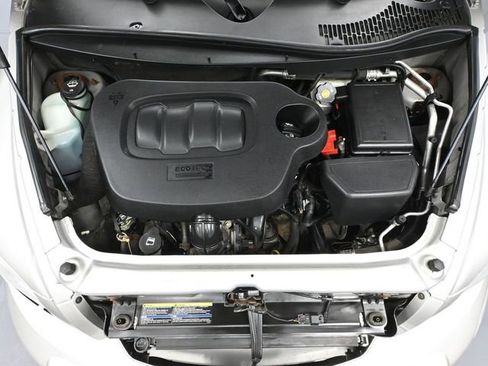 Used 2008 Chevrolet HHR LS image 37