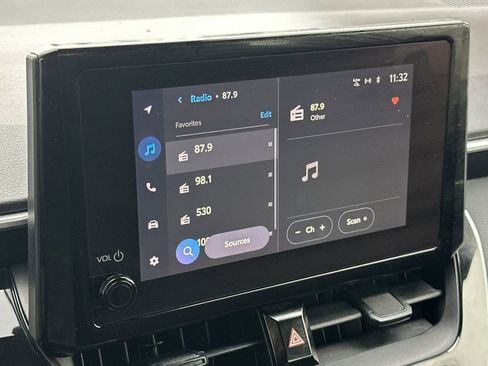 Used 2023 Toyota Corolla SE image 17