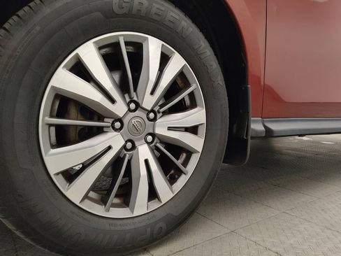 Used 2020 Nissan Pathfinder SV FWD image 31