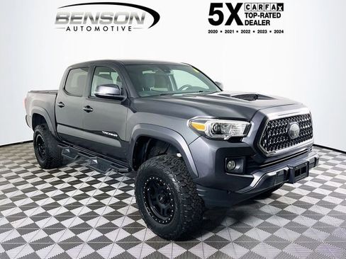 Used 2019 Toyota Tacoma TRD Sport w/ Technology Package image 1