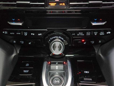 Used 2023 Acura MDX A-Spec image 36