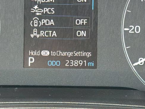 Certified 2023 Toyota Corolla Cross AWD Hybrid image 24