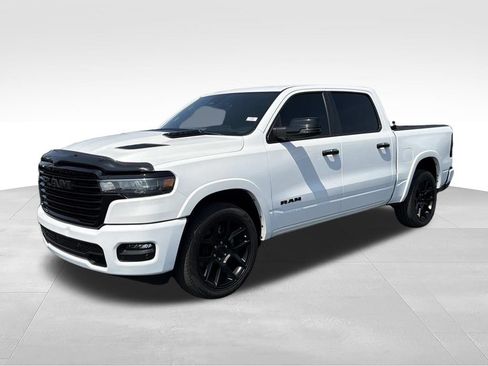 Used 2025 RAM 1500 Laramie w/ Night Edition AWD/4WD image 7