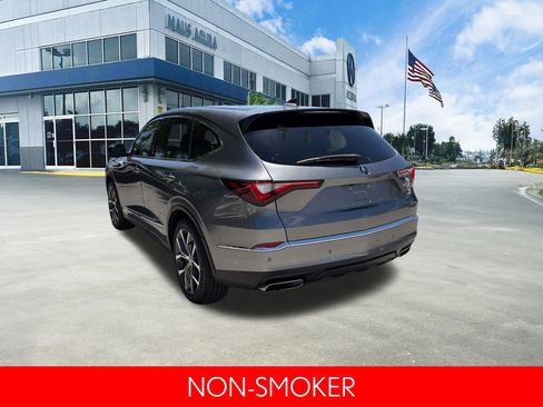 Used 2023 Acura MDX FWD w/ Technology Package image 6